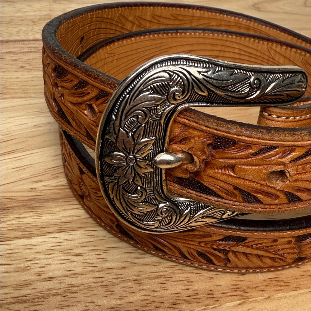Western tooled Leather Belt with Silver Buckle - Picture 16 of 16